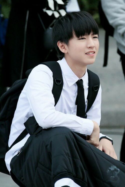 TFBOYS三小只 TFBOYS帅气男神QQ皮肤