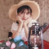 住在深海的大菠萝里