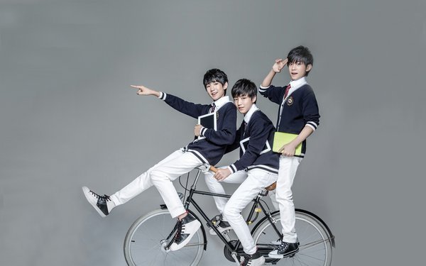 TFBOYS 是光 照亮我的胸膛