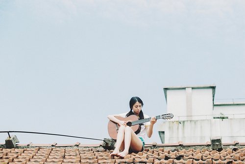 葬我以风的伤感女生图片